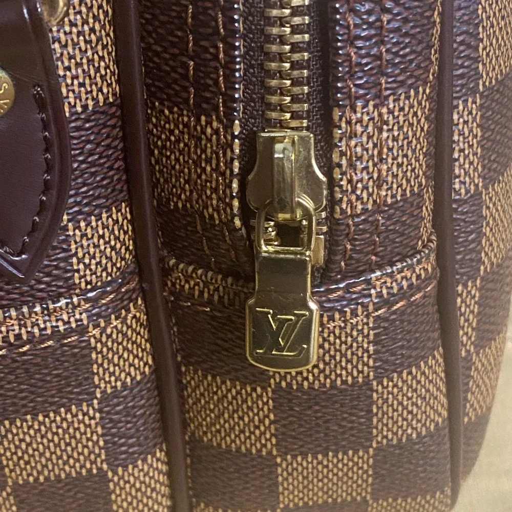 Louis Vuitton Denier Ebene Reporter PM size